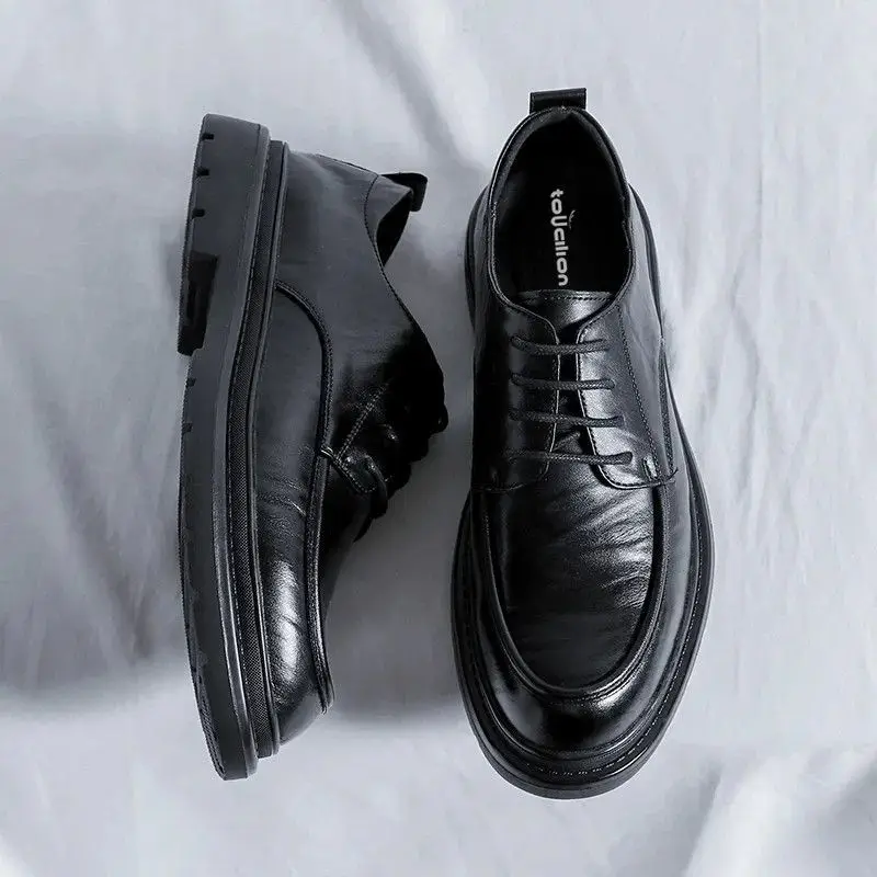 Crossfit Male - Herren-Lederschuhe zum Schnüren mit runder Spitze,